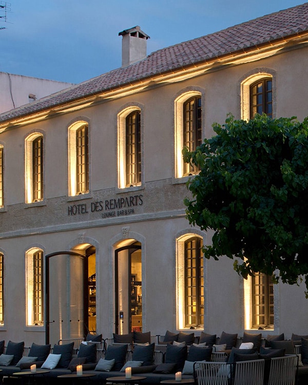 hotel des remparts devanture