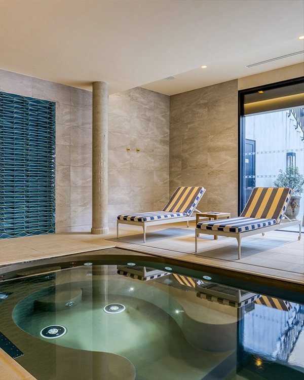 imperator nimes piscine